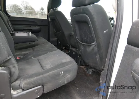 2011 Chevrolet Silverado 1500 Lt z USA, uszkodzony, nr VIN 3GCPCSE08BG400770